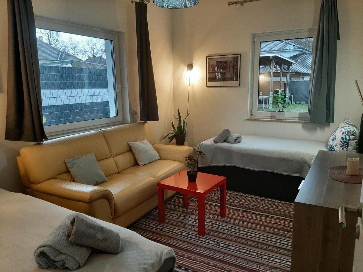 Ferienwohnung Am Bahnhof Werneuchen Exterior foto