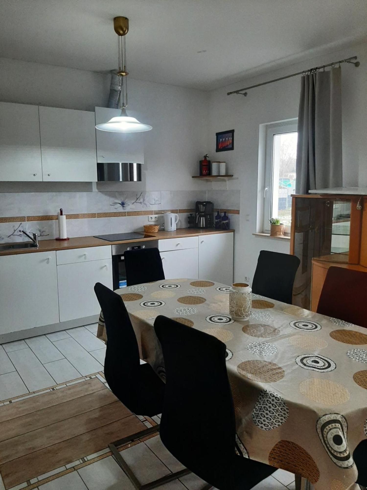 Ferienwohnung Am Bahnhof Werneuchen Zimmer foto